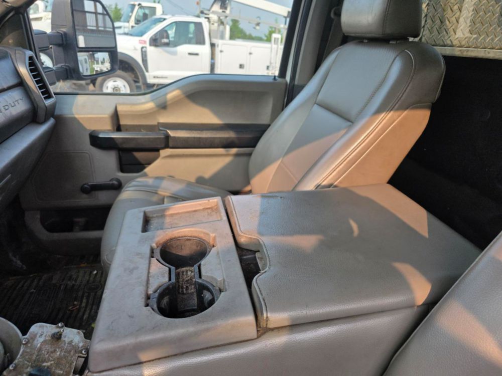 2017 Ford F-550 4x2 Versalift STP-36-NE Cable Placer Truck