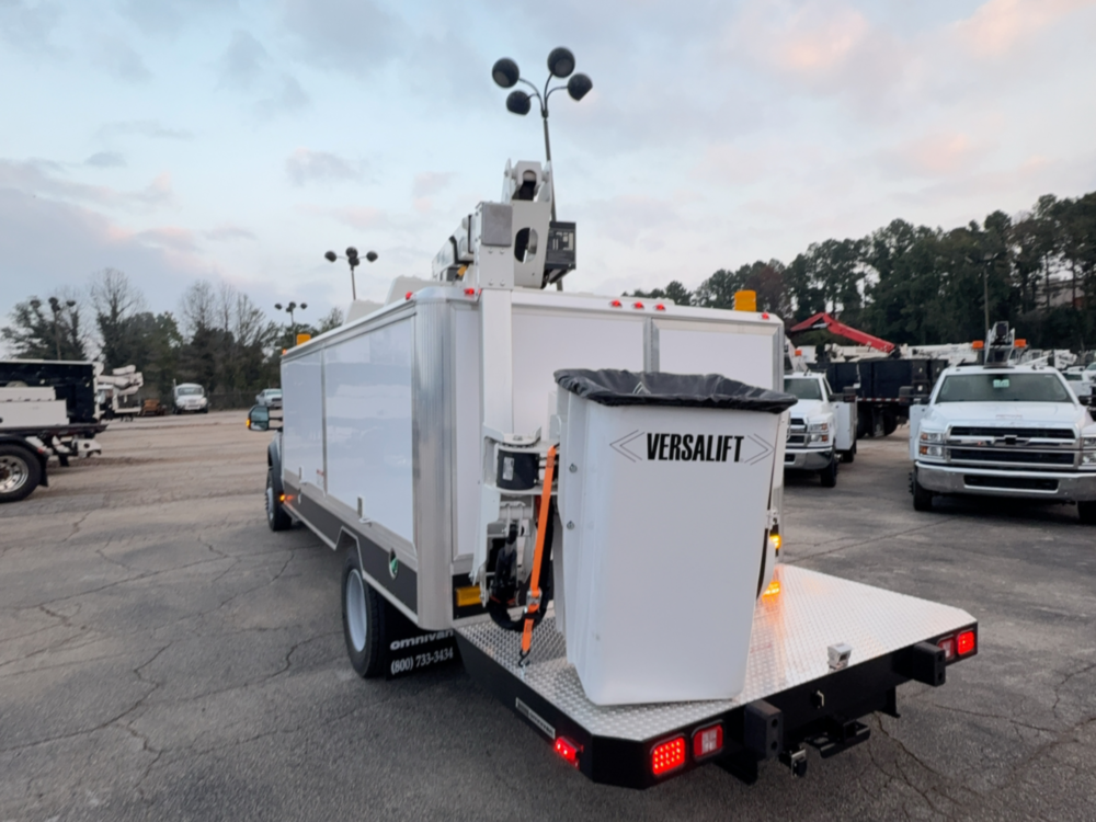 2025 Ford F600 4x4 Versalift SST-40-NE Bucket Truck