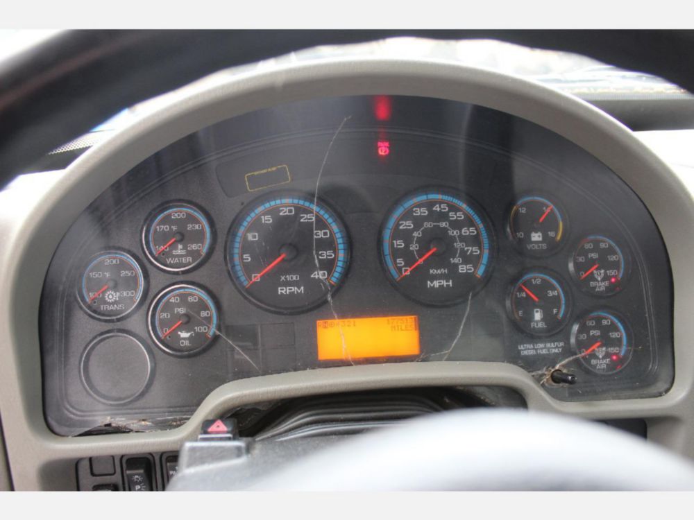 2013 Int'l Diesel 6x4 Automatic Box Truck