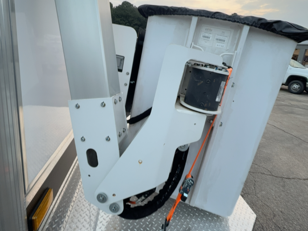 2025 Ford F600 4x4 Versalift SST-40-NE Bucket Truck