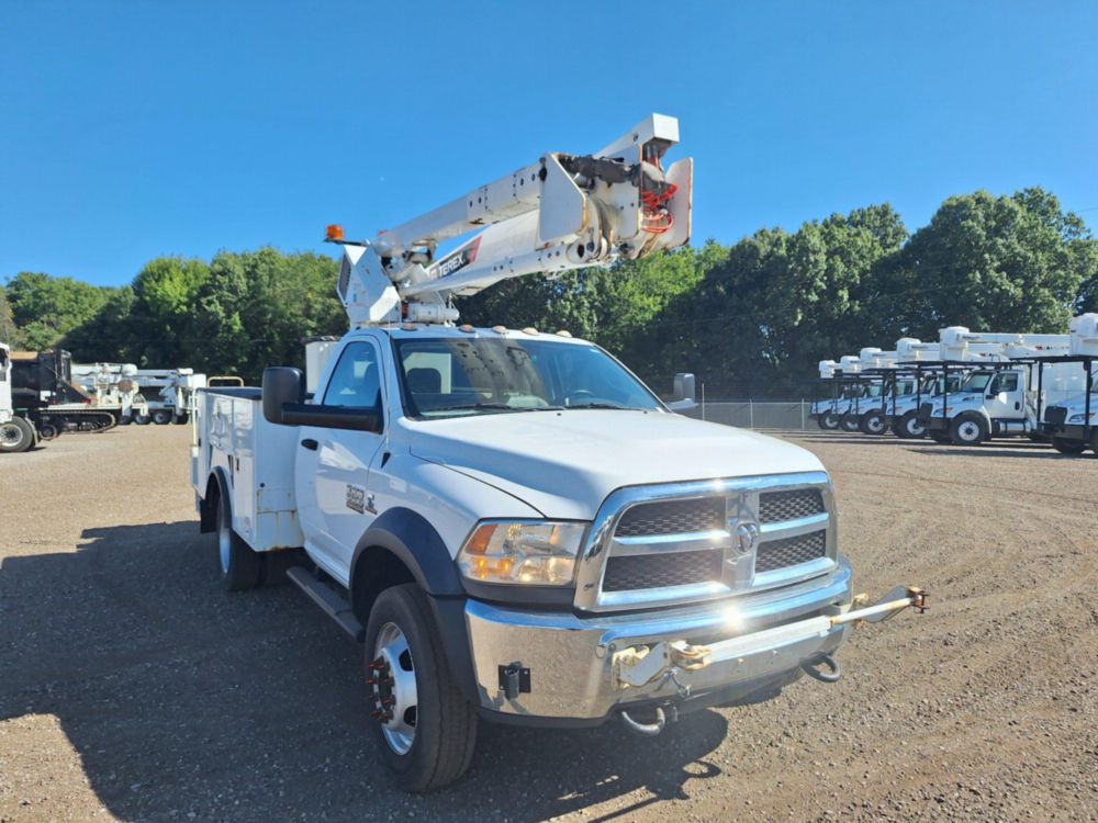 2016 Dodge Ram 5500 4x2 Terex LT-40 Bucket Truck