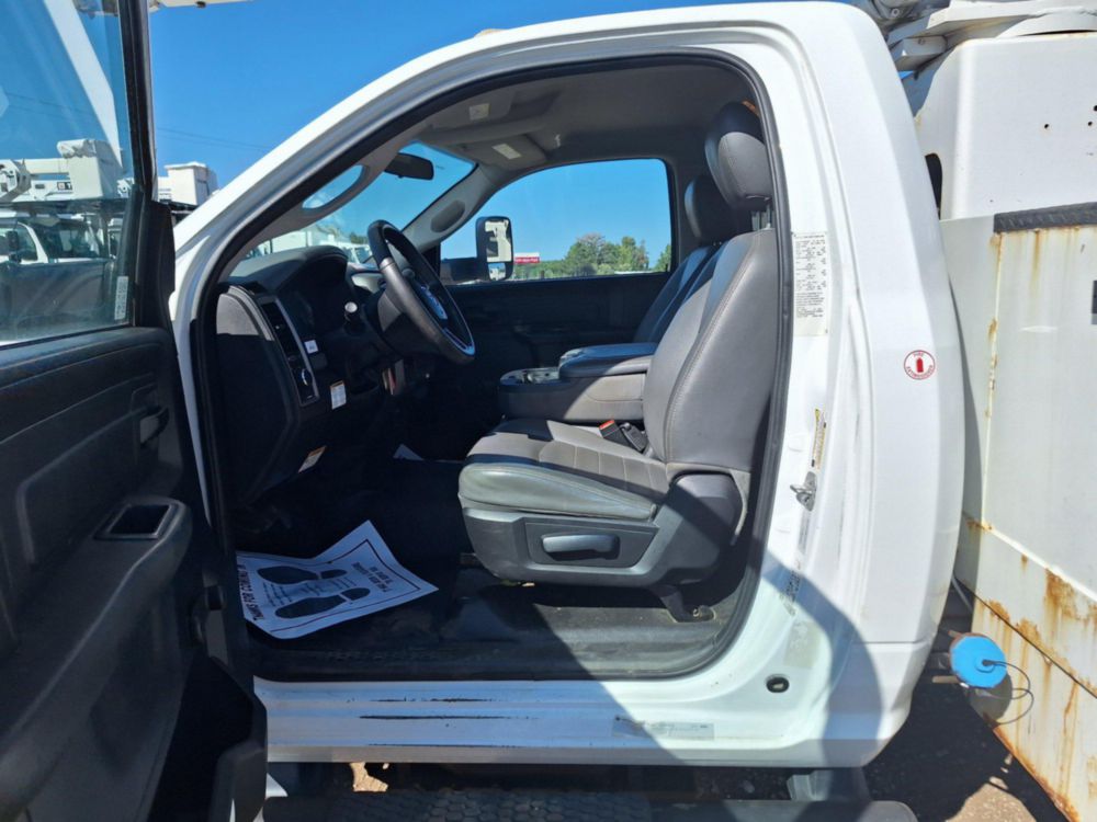 2016 Dodge Ram 5500 4x2 Terex LT-40 Bucket Truck