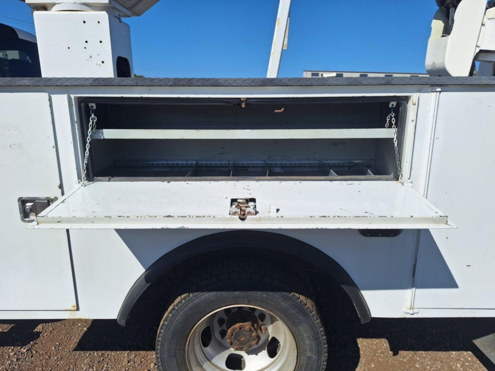 2016 Dodge Ram 5500 4x2 Terex LT-40 Bucket Truck