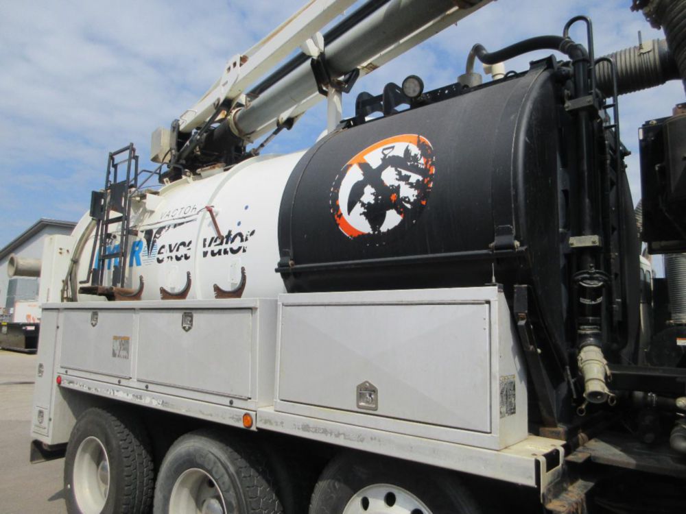 2014 Kenworth T-800 Vactor HXX Hydro-Excavator Truck