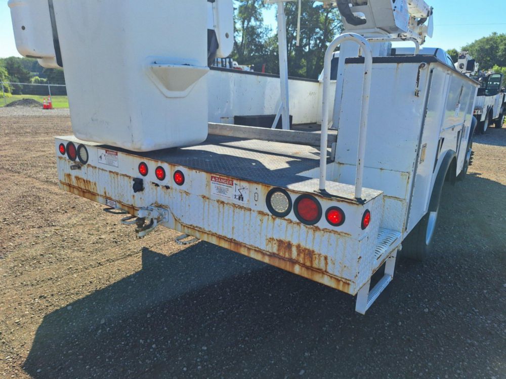 2016 Dodge Ram 5500 4x2 Terex LT-40 Bucket Truck