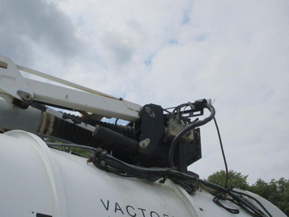 2014 Kenworth T-800 Vactor HXX Hydro-Excavator Truck