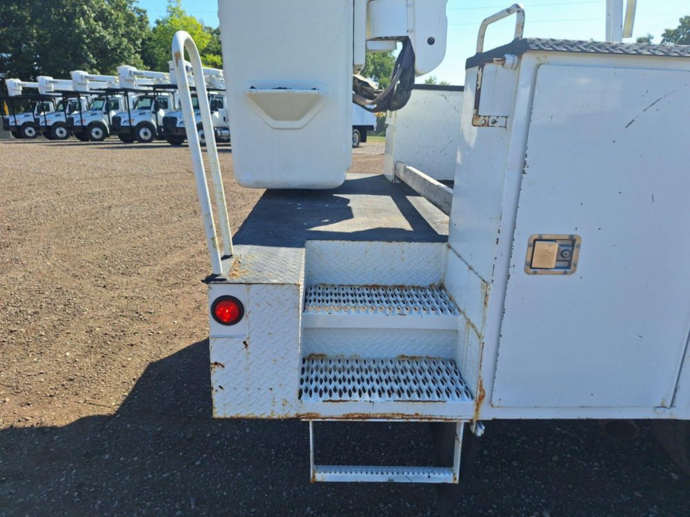 2016 Dodge Ram 5500 4x2 Terex LT-40 Bucket Truck