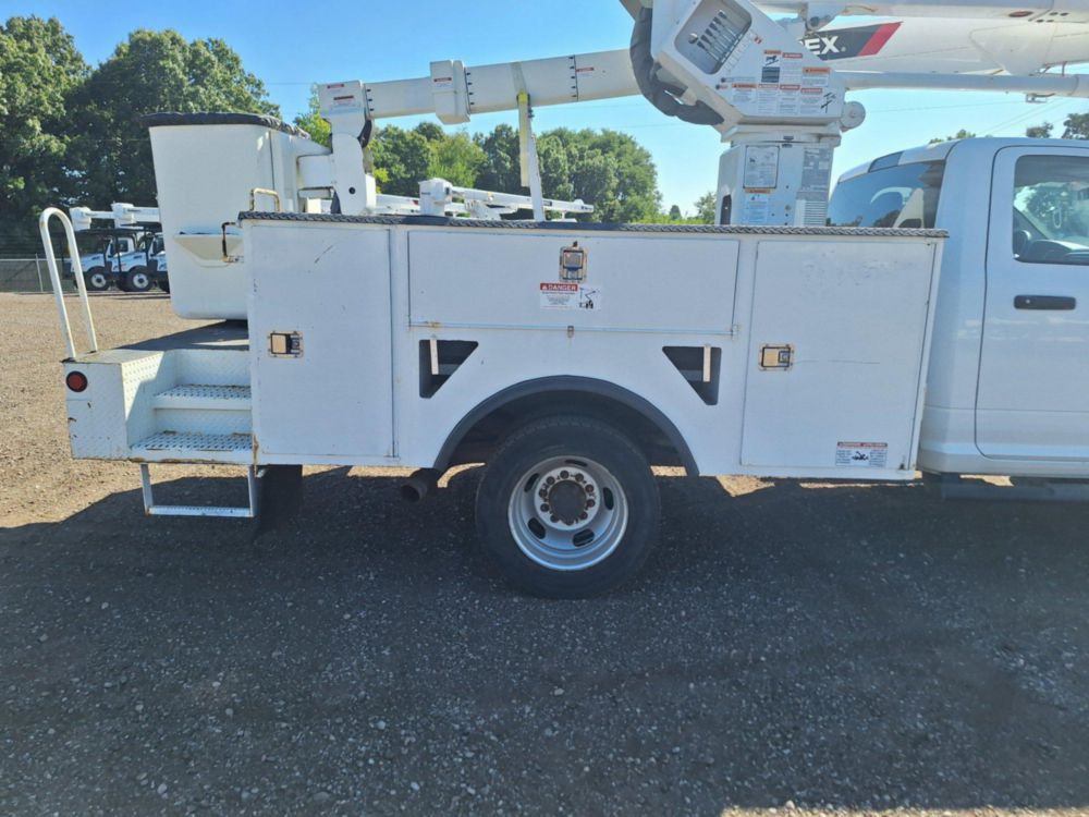 2016 Dodge Ram 5500 4x2 Terex LT-40 Bucket Truck