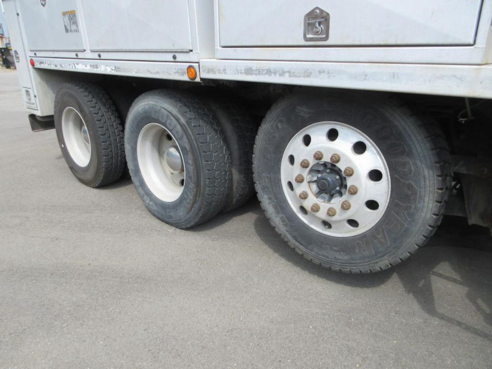 2014 Kenworth T-800 Vactor HXX Hydro-Excavator Truck