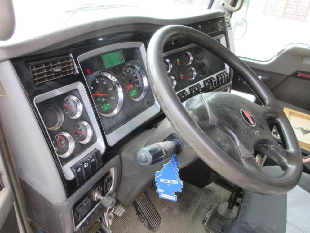 2014 Kenworth T-800 Vactor HXX Hydro-Excavator Truck