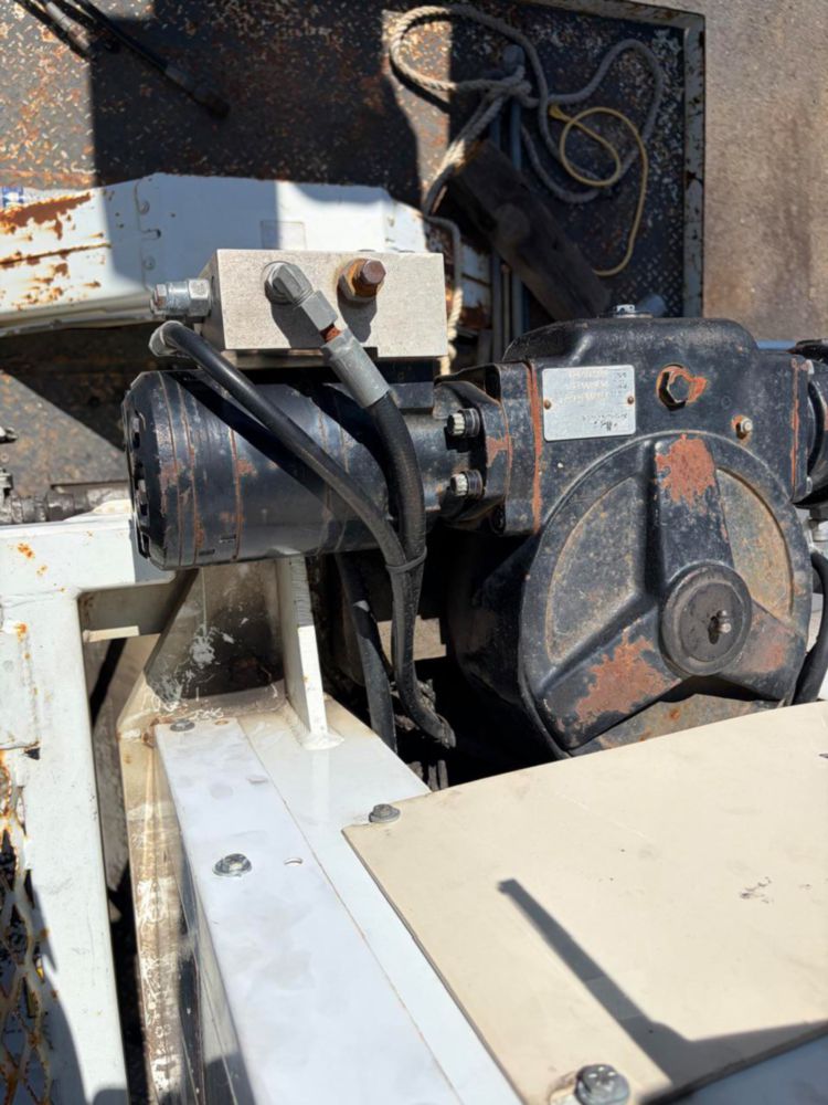 2011 Digger Derrick