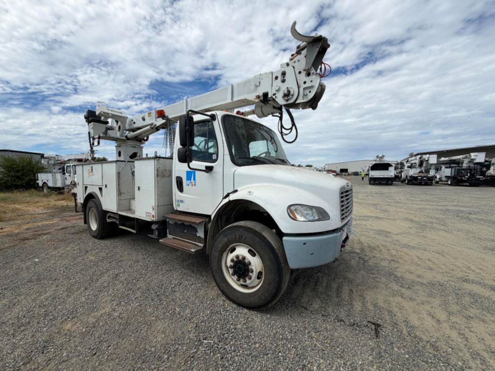 2016 Freightliner M2 4x4 Terex Commander 4047 Digger Derrick Truck
