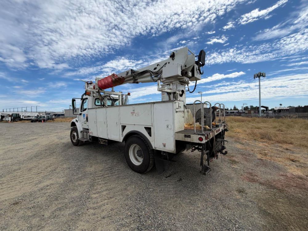 2016 Freightliner M2 4x4 Terex Commander 4047 Digger Derrick Truck