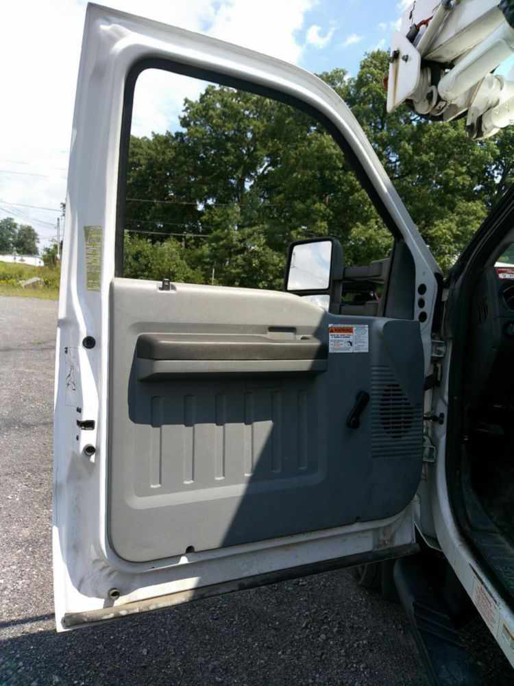 2015 Ford F-550 4x2 Terex LT-40 Bucket Truck