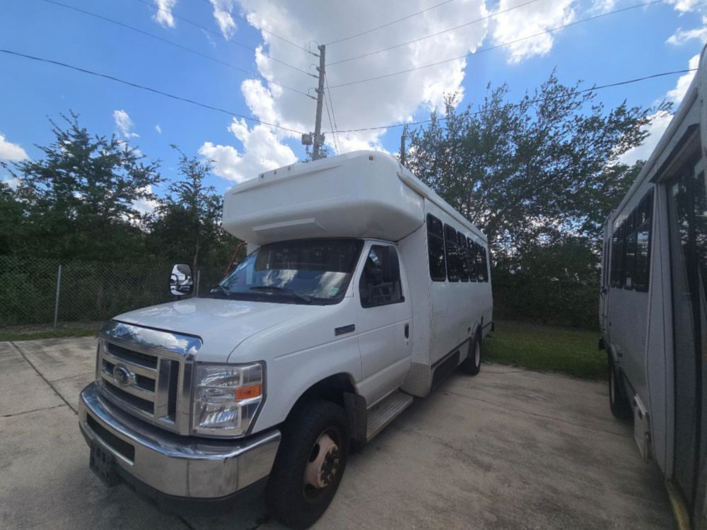 2017 Ford E-450 Mobility Van