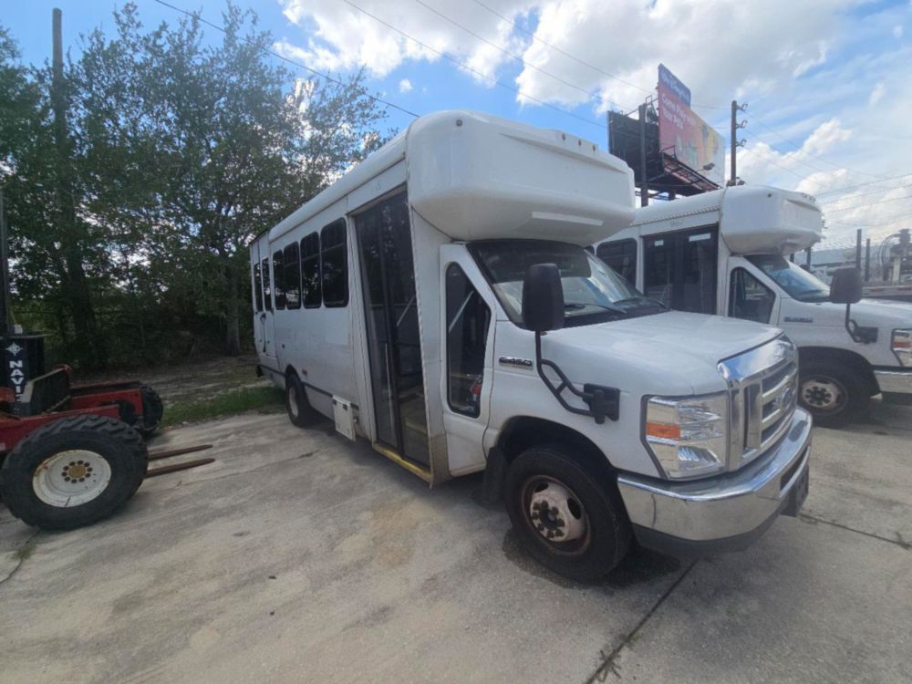 2017 Ford E-450 Mobility Van