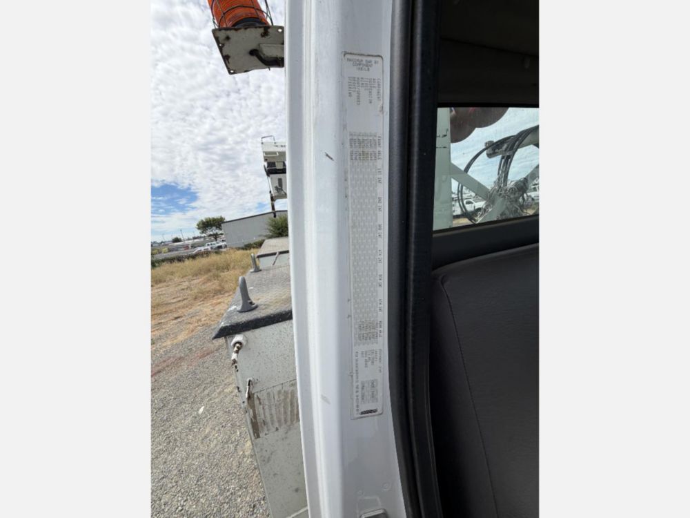 2016 Freightliner M2 4x4 Terex Commander 4047 Digger Derrick Truck