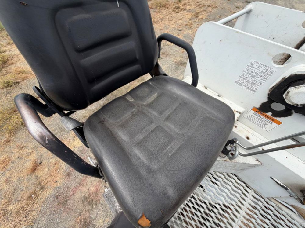 2016 Freightliner M2 4x4 Terex Commander 4047 Digger Derrick Truck