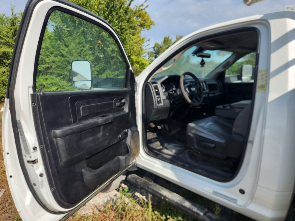 2017 Dodge Ram 5500 4x4 Versalift SST-40EIH-01 Bucket Truck
