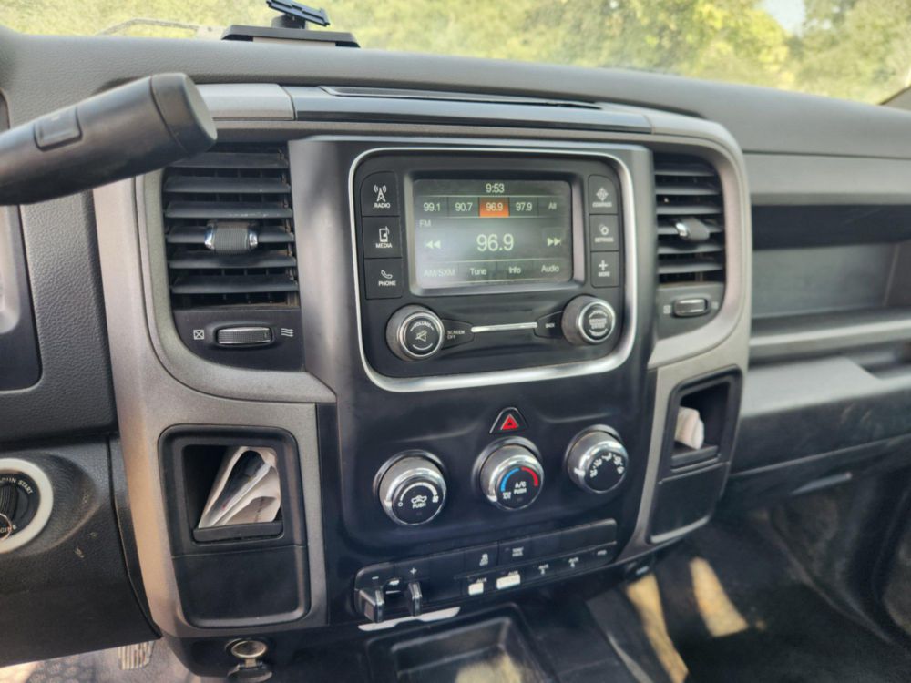 2017 Dodge Ram 5500 4x4 Versalift SST-40EIH-01 Bucket Truck