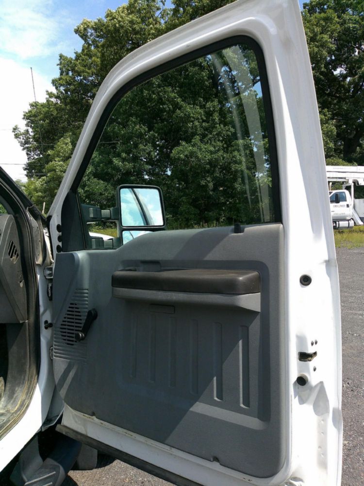 2015 Ford F-550 4x2 Terex LT-40 Bucket Truck