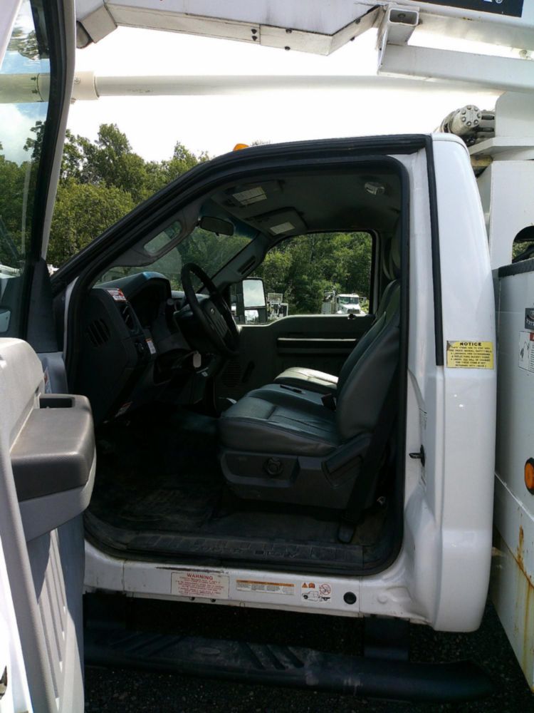 2015 Ford F-550 4x2 Terex LT-40 Bucket Truck