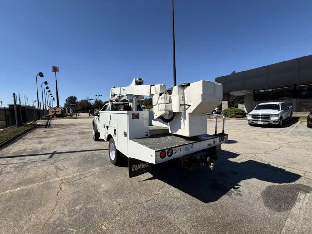 2020 Ford F-550 4x4 Altec AT40G Bucket Truck