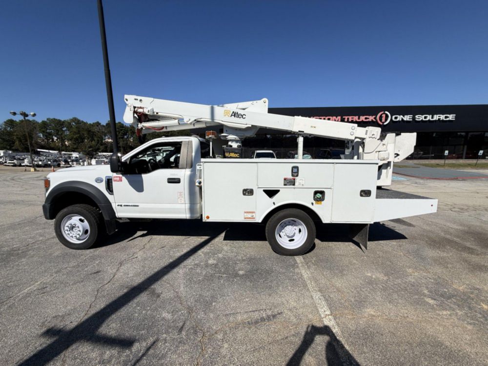 2020 Ford F-550 4x4 Altec AT40G Bucket Truck