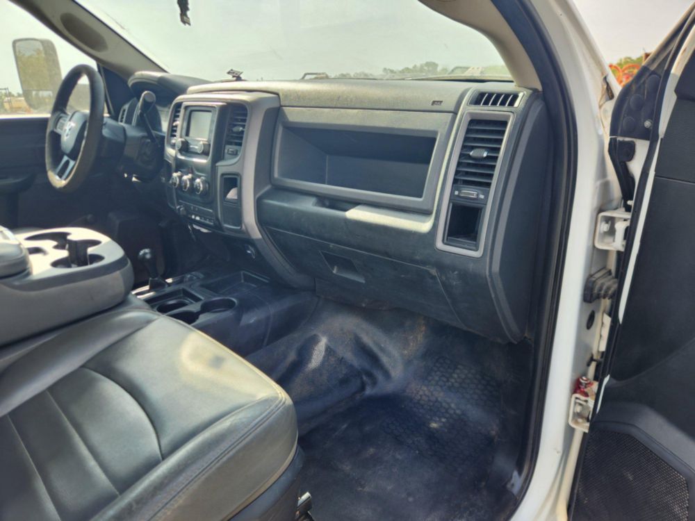 2017 Dodge Ram 5500 4x4 Versalift SST-40EIH-01 Bucket Truck