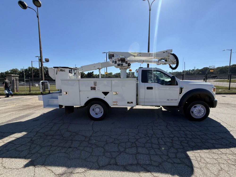 2020 Ford F-550 4x4 Altec AT40G Bucket Truck