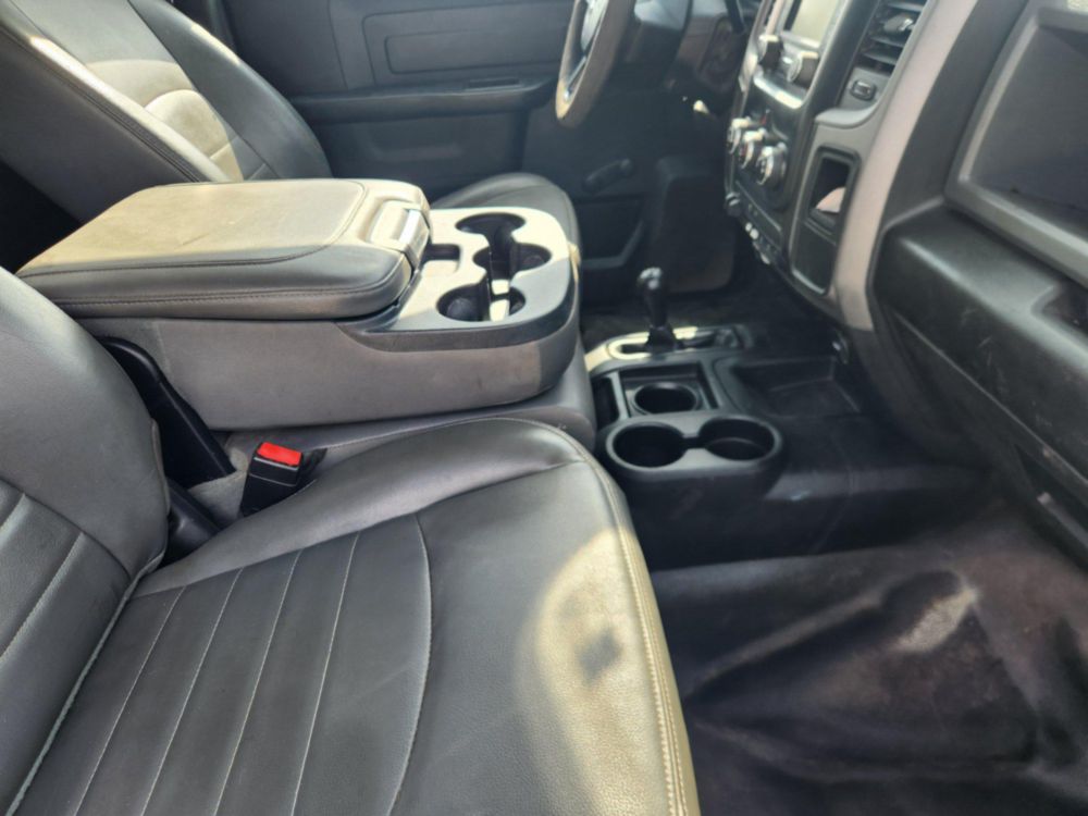 2017 Dodge Ram 5500 4x4 Versalift SST-40EIH-01 Bucket Truck