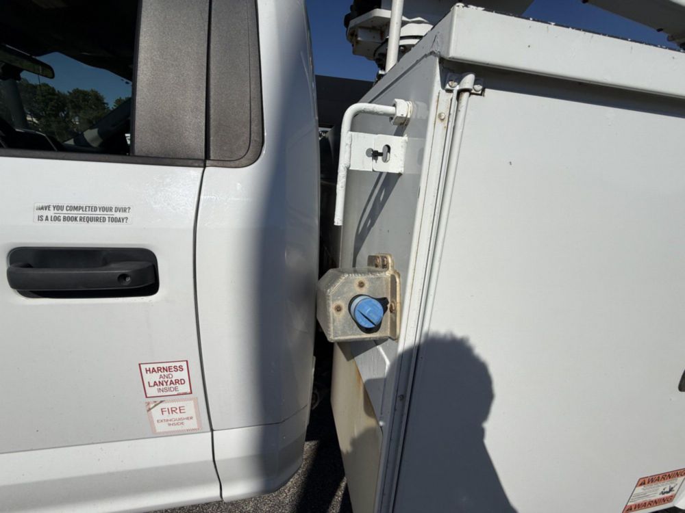 2020 Ford F-550 4x4 Altec AT40G Bucket Truck