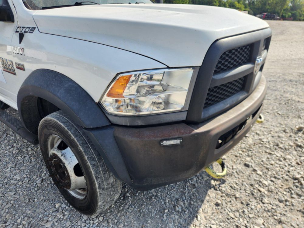 2017 Dodge Ram 5500 4x4 Versalift SST-40EIH-01 Bucket Truck