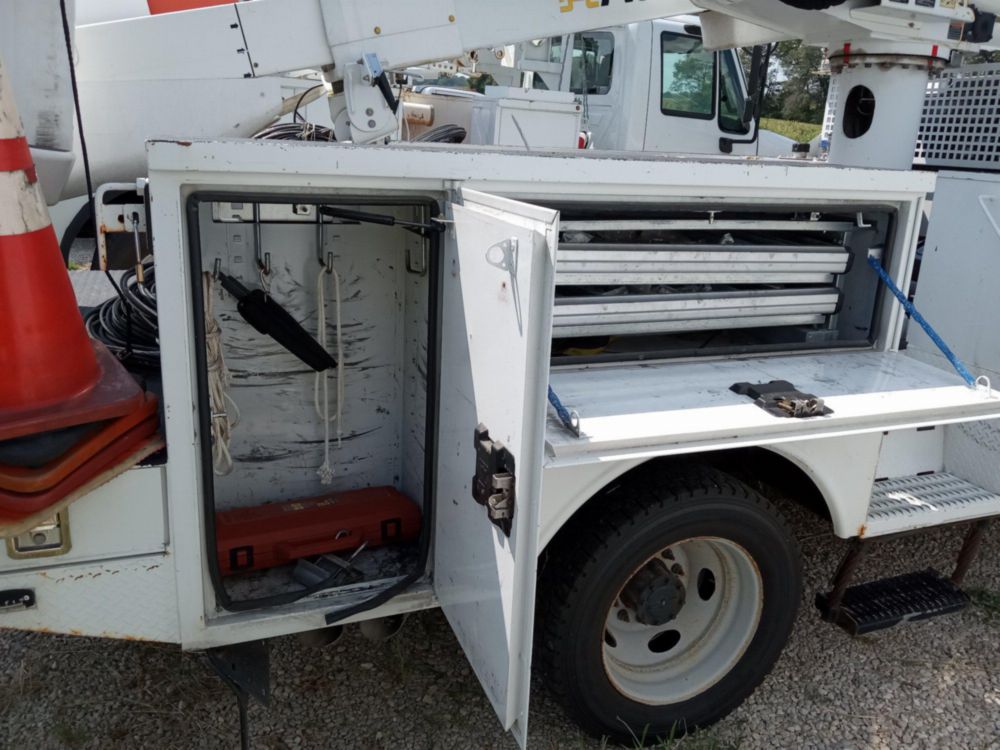 2019 Single Altec AT4LM Bucket Truck