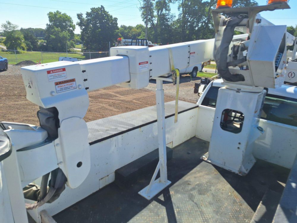 2016 Dodge Ram 5500 4x2 Terex LT-40 Bucket Truck