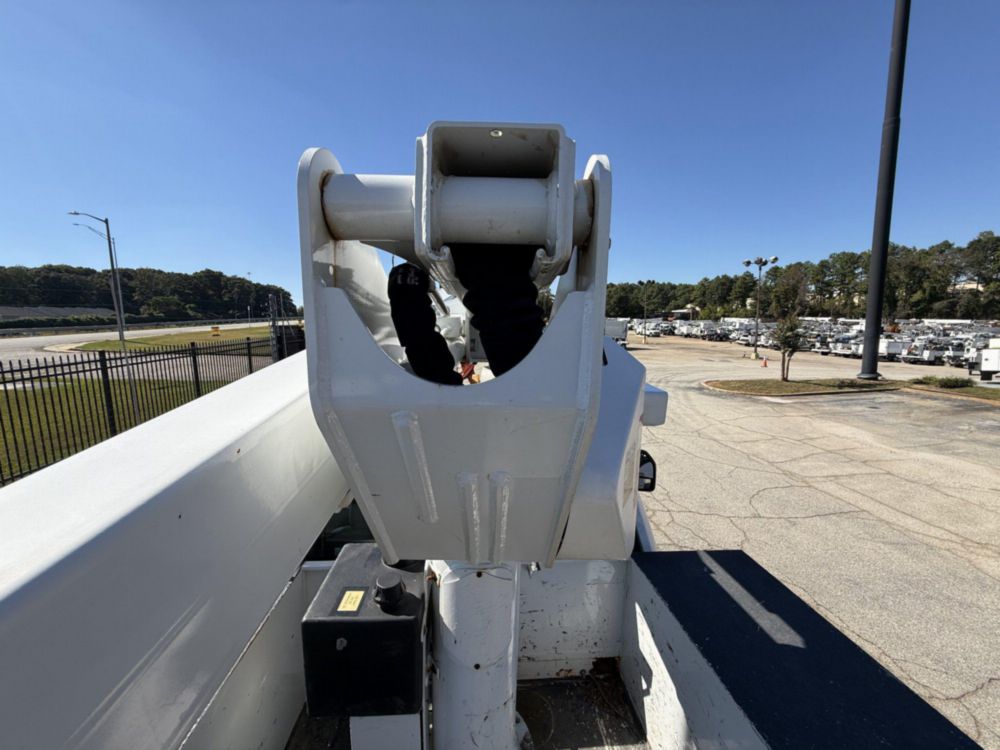 2020 Ford F-550 4x4 Altec AT40G Bucket Truck