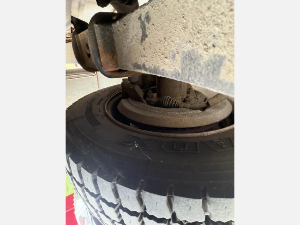 2016 Ford F-550 4x2 Southco Chipper Truck