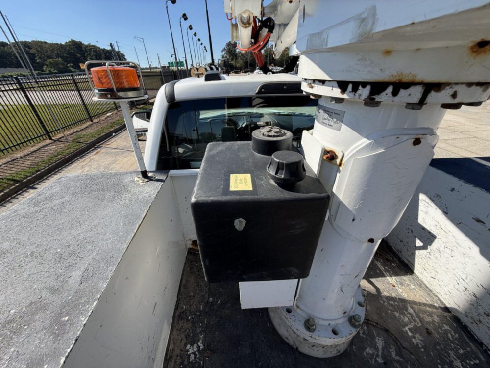 2020 Ford F-550 4x4 Altec AT40G Bucket Truck
