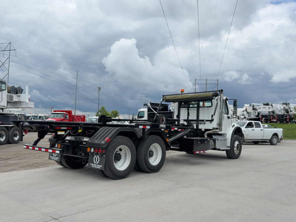 2025 Freightliner M2106 6x4 Galbreath U5-OR-174 Roll-Off Truck