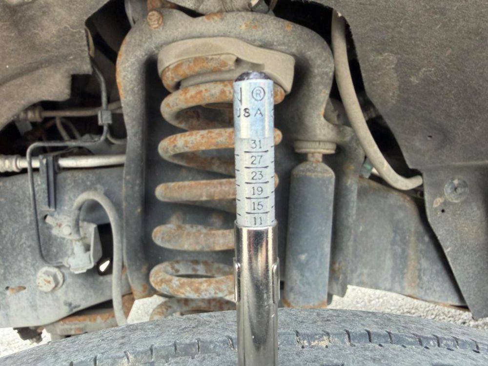 2016 Ford F-550 4x2 Southco Chipper Truck