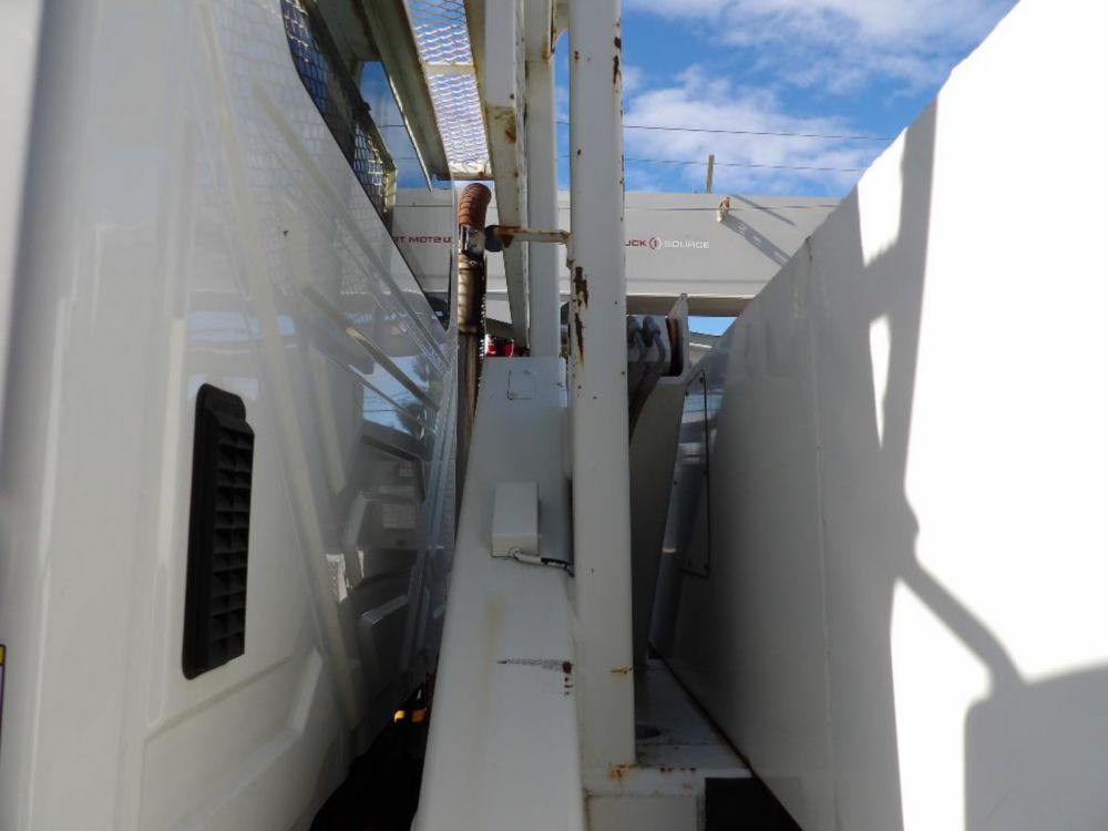 2011 International 7400 Terex Bucket Truck RMX75 