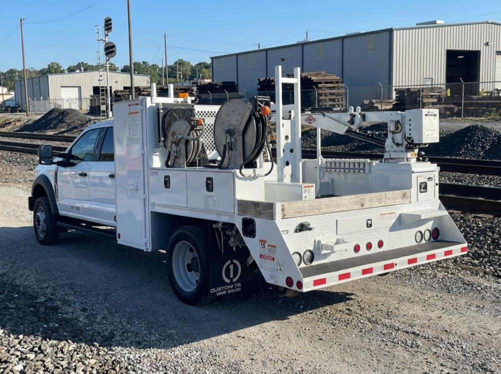 2024 Ford F550 4x4 IMT 1015 Hi-Rail Section Truck