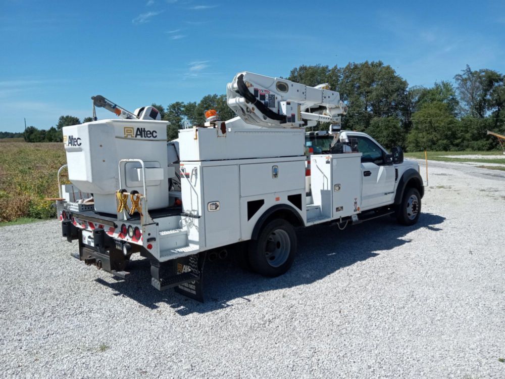 2018 Single Altec AT4LM Bucket Truck