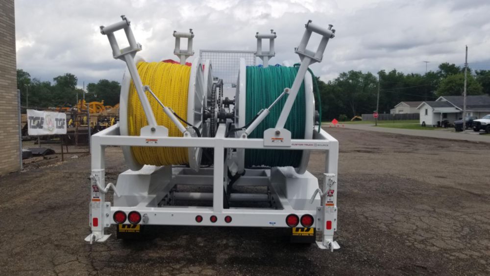 4,000 lbs 15,000 ft of 5/8" rope Four Drum Puller