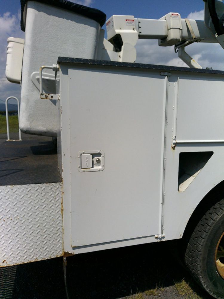 2015 Ford F-550 4x2 Terex LT-40 Bucket Truck