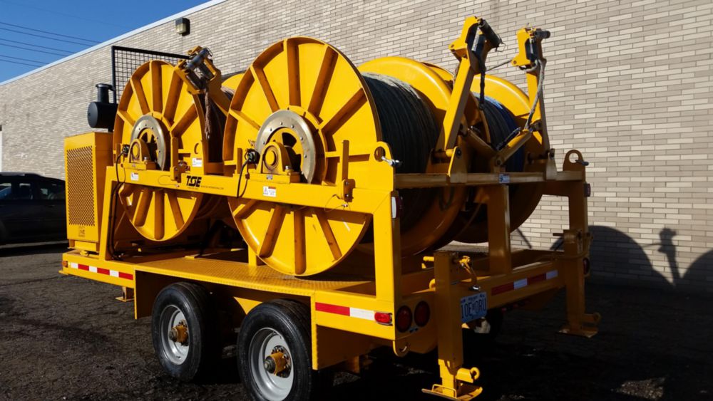 3,500 lbs 15,000 ft of 5/8" rope Four Drum Puller