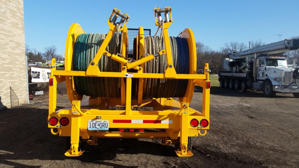 3,500 lbs 15,000 ft of 5/8" rope Four Drum Puller