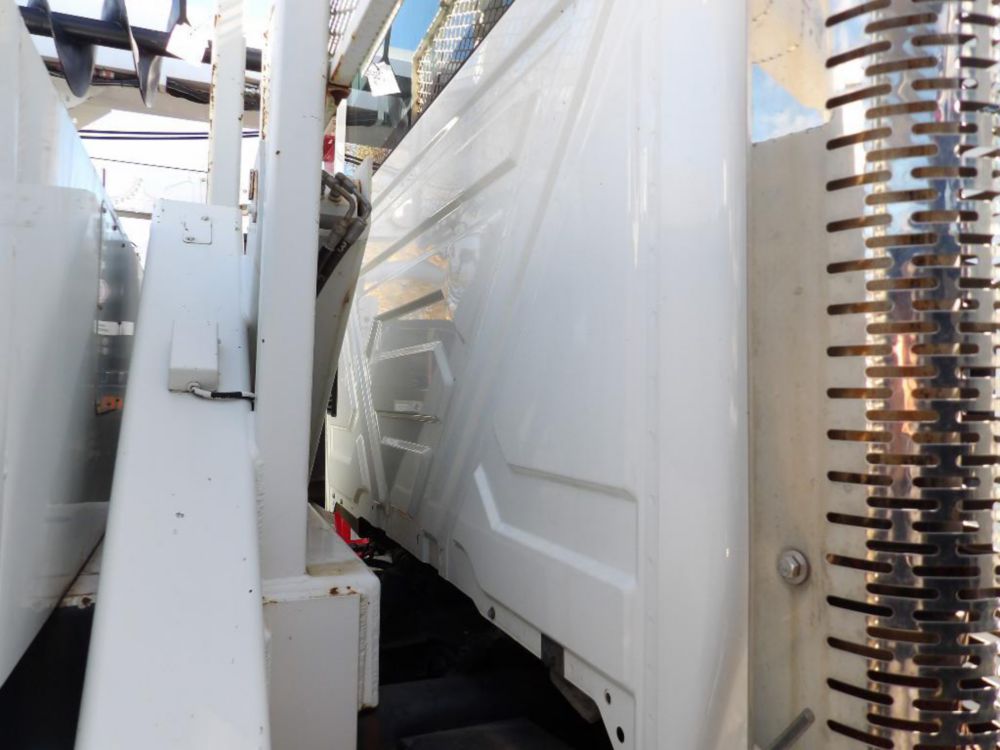 2011 International 7400 Terex Bucket Truck RMX75 