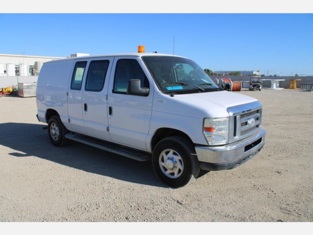 2014 Ford E-250 Cargo Van