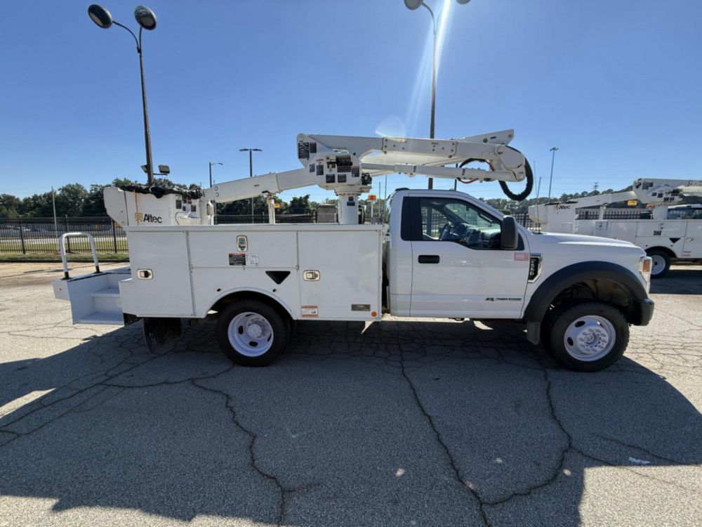 2020 Ford F-550 AT40G Bucket Truck